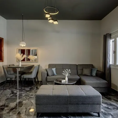 Grande With Jacuzzi Nea Premium Residences